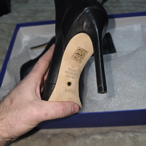 Stuart Weitzman Black Pointed Toe Leather Stiletto Sock Boots - Picture 2 of 10